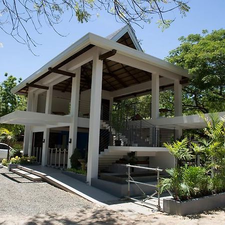 Karancho Beach House Lapu-Lapu City Exteriér fotografie